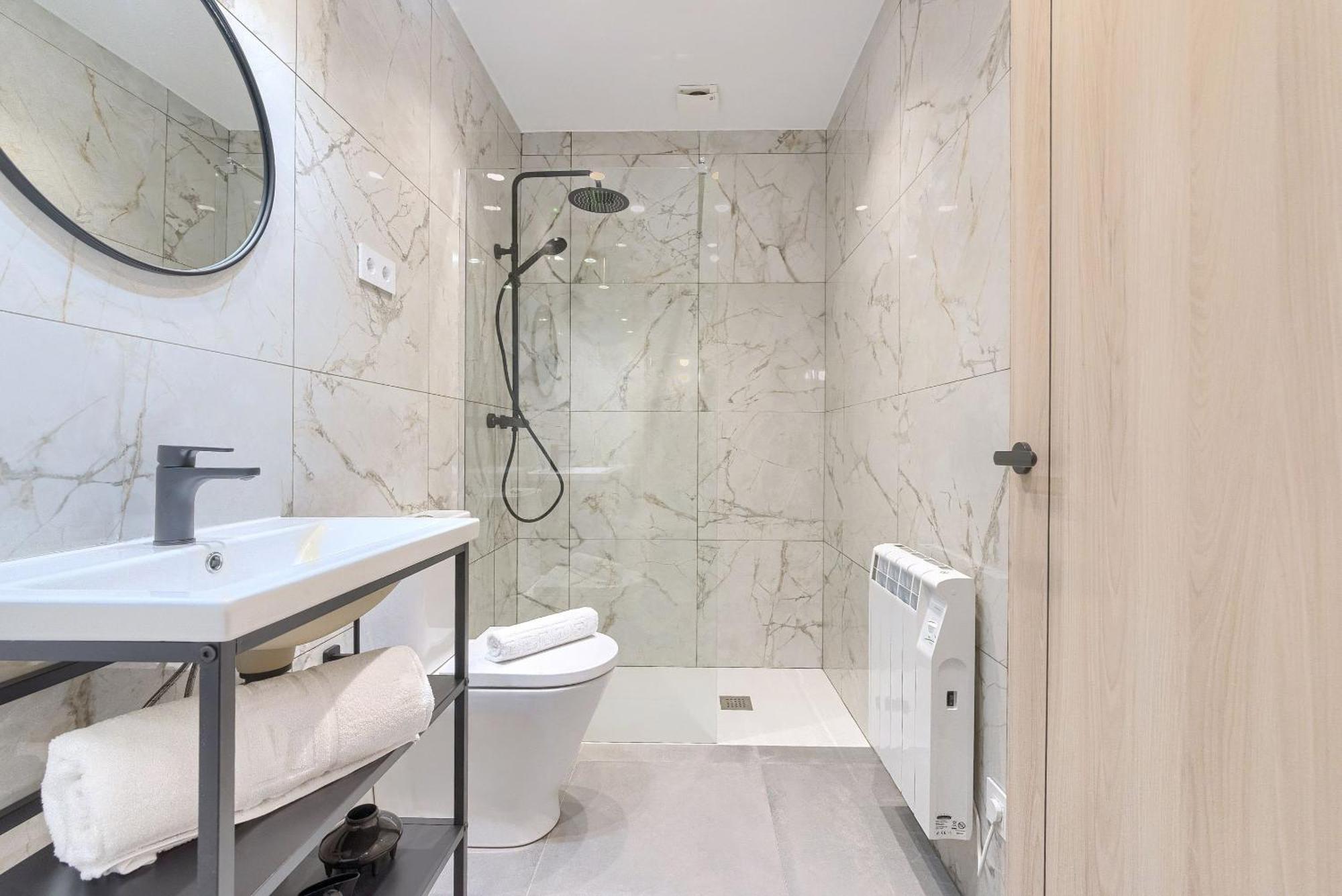 Apartamentos Basarrate Self Check In Bilbao Kültér fotó