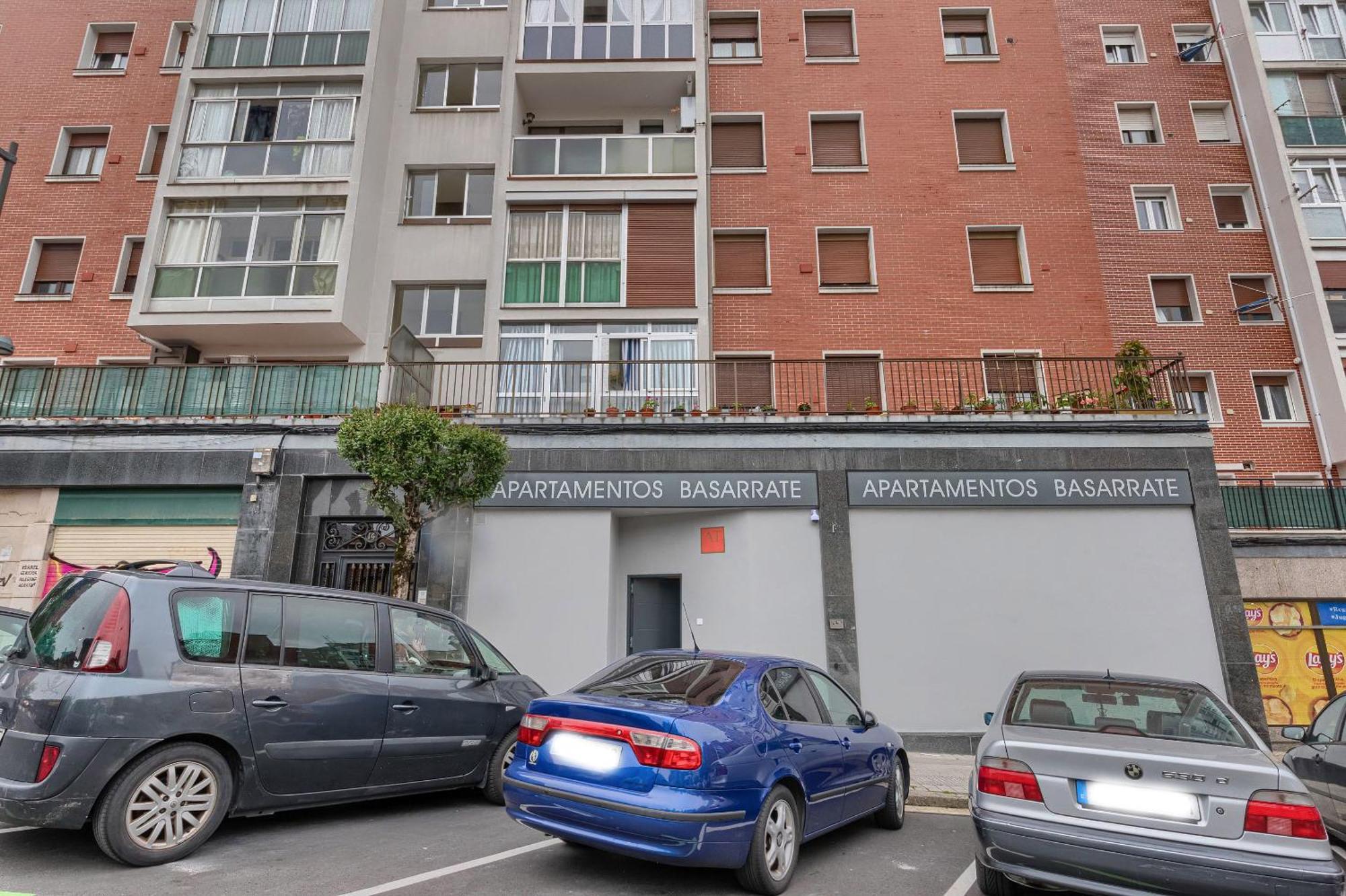 Apartamentos Basarrate Self Check In Bilbao Kültér fotó